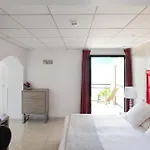 Hotel Les Roches Blanches 3*