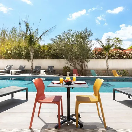 罗切布兰切酒店 酒店