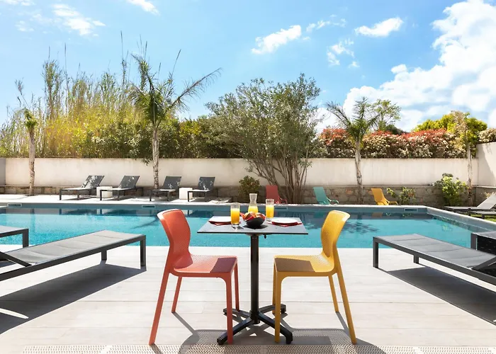 罗切布兰切酒店 酒店