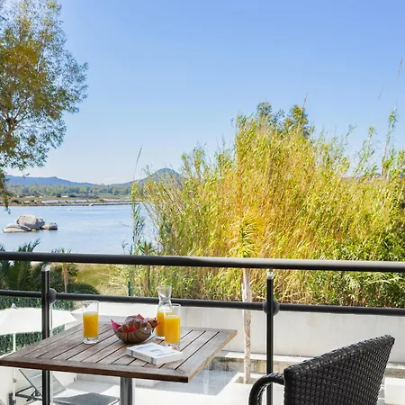 Les Roches Blanches Hotel 3*