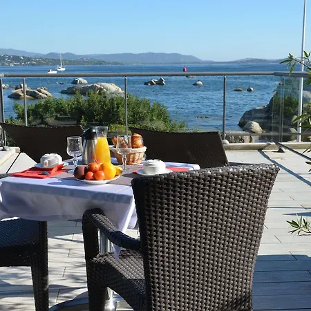 レ ロシュ ブランシュ 3*