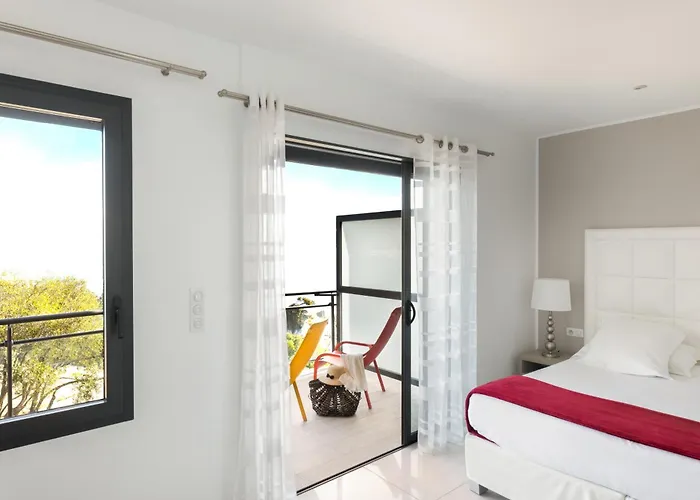 Les Roches Blanches Hotel