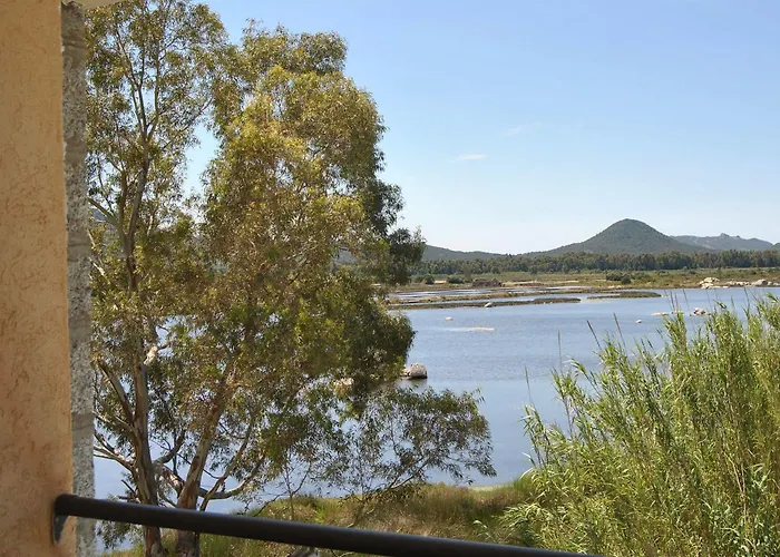 Les Roches Blanches 3*