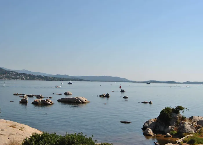 Les Roches Blanches Hotel 3*